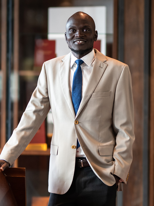 Dr Mark Deng in Law library 